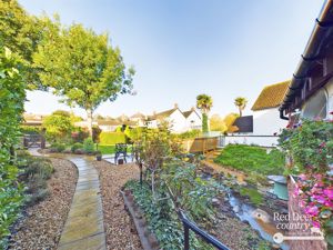 Front Garden- click for photo gallery